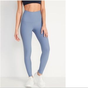 Extra High-Waisted PowerSoft Hidden-Pocket Leggings